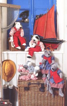 La Grande Famille toys - Moulin Roty